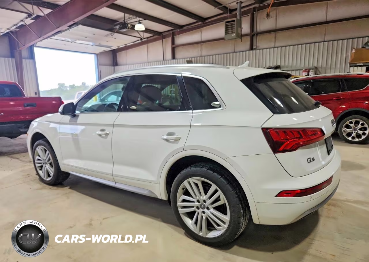 2018 Audi Q5 Premium Plus VIN:WA1BNAFY0J2010721 - 2