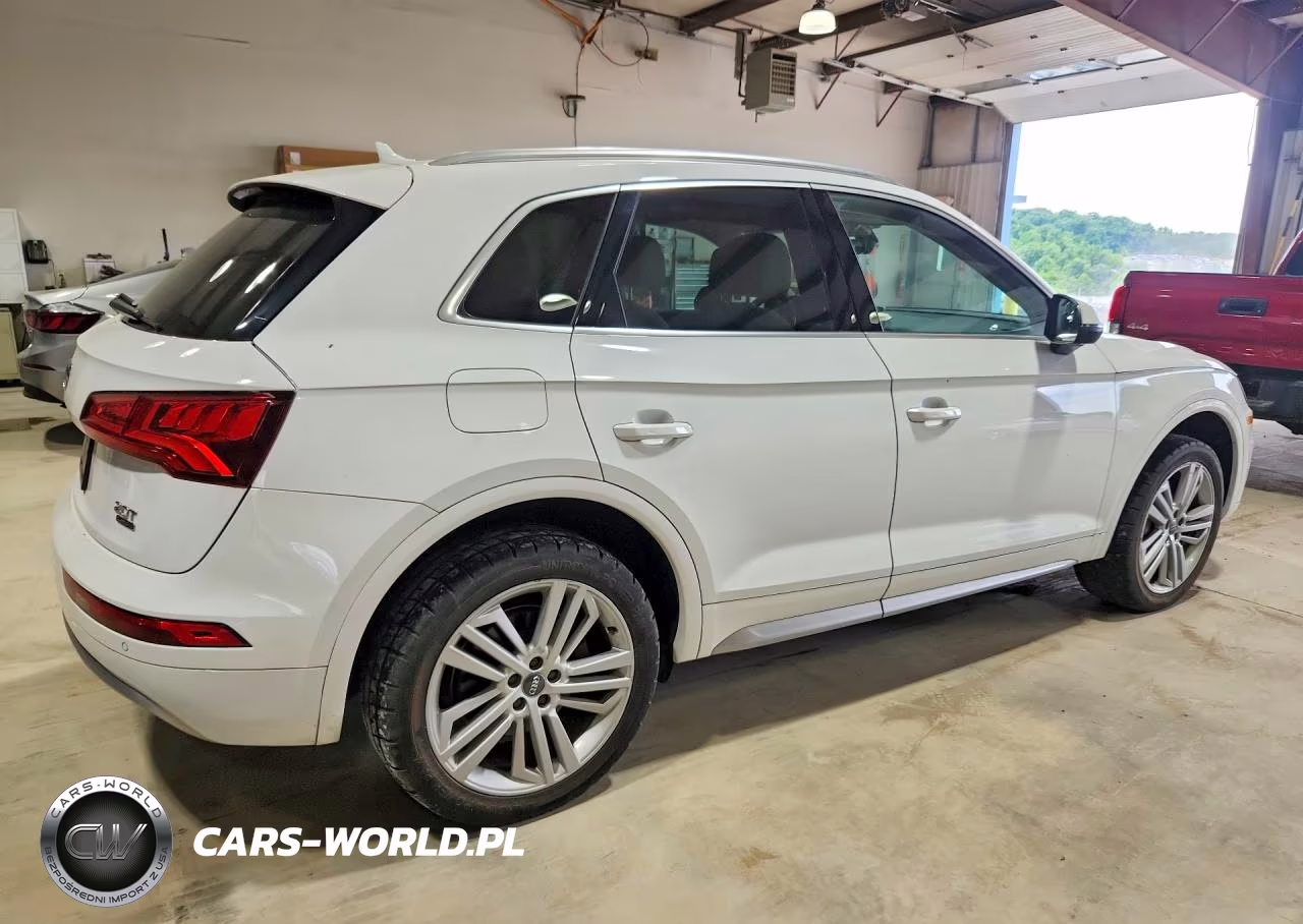 2018 Audi Q5 Premium Plus VIN:WA1BNAFY0J2010721 - 3