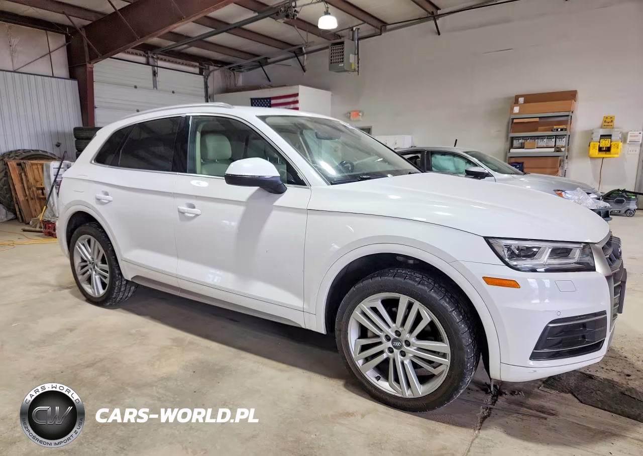 2018 Audi Q5 Premium Plus VIN:WA1BNAFY0J2010721 - 4
