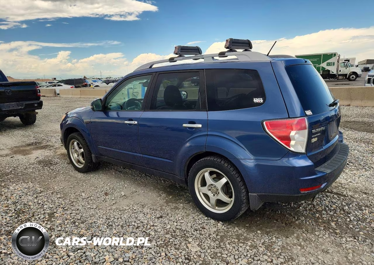 2011 Subaru Forester Touring VIN:JF2SHAGC5BH720486 - 2