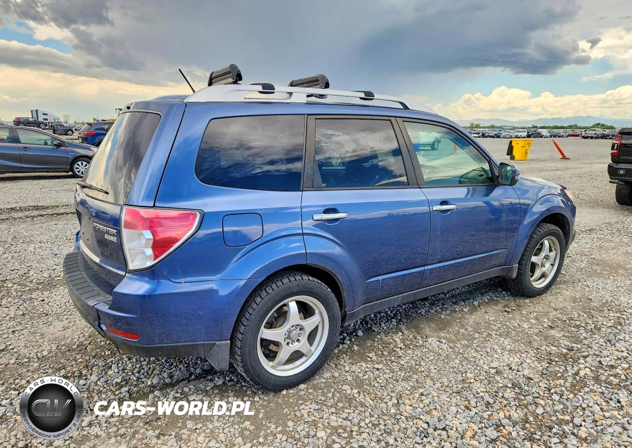 2011 Subaru Forester Touring VIN:JF2SHAGC5BH720486 - 3