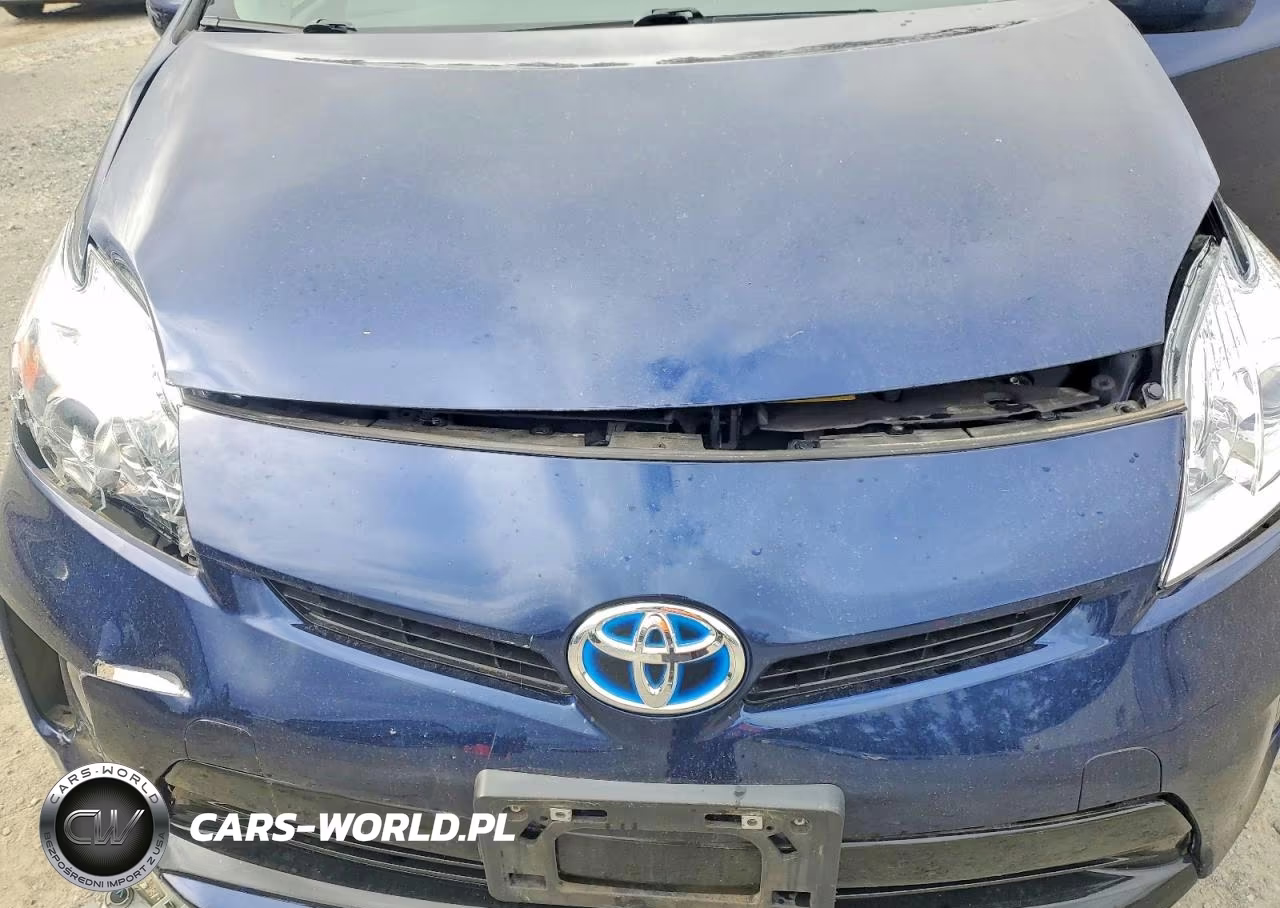 2013 Toyota Prius Two VIN:JTDKN3DU3D1711930 - 12