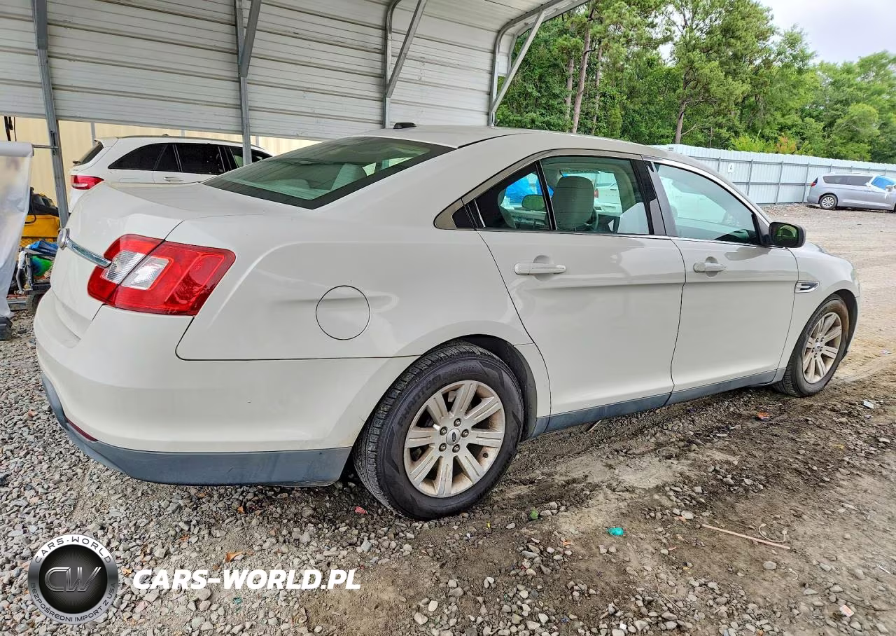 2011 Ford Taurus Se VIN:1FAHP2DW9BG130884 - 3