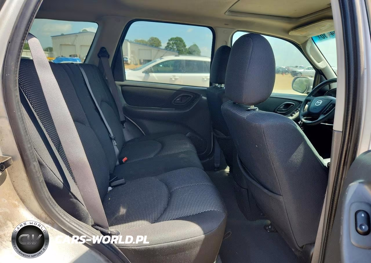 2005 Mazda Tribute S VIN:4F2CZ04115KM12493 - 10