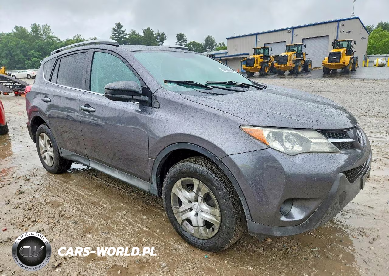2015 Toyota Rav4 Le VIN:2T3BFREV4FW347805 - 4