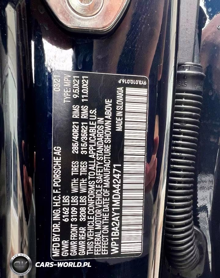 2021 Porsche Cayenne Coupe VIN:WP1BA2AY1MDA42471 - 10
