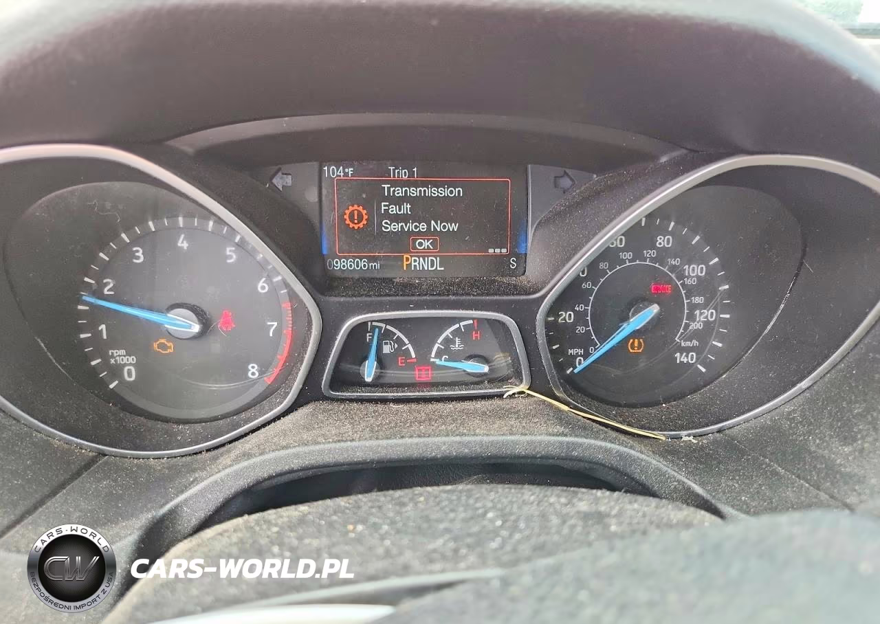 2016 Ford Focus Se VIN:1FADP3F26GL383674 - 9