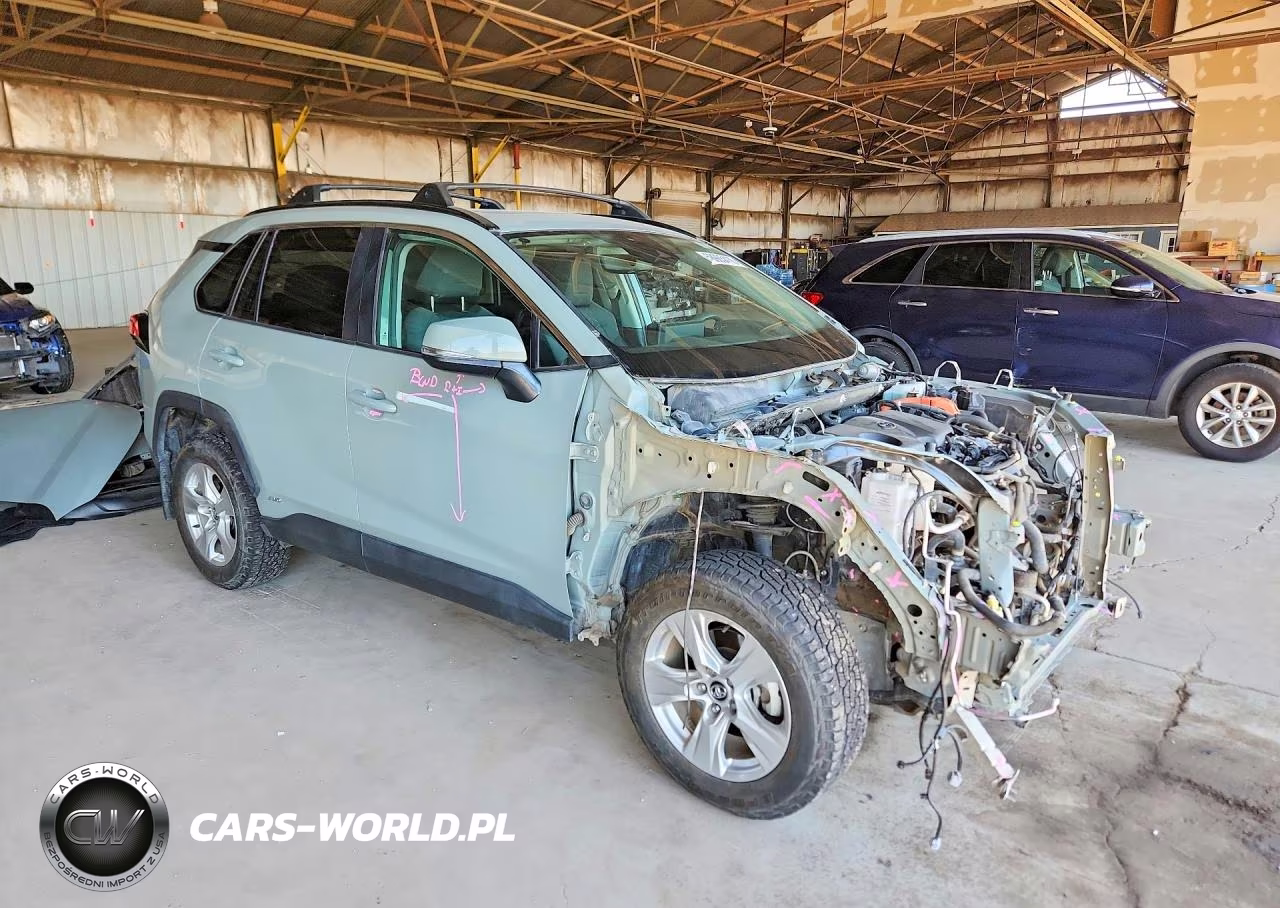 2021 Toyota Rav4 Hybrid Xle VIN:2T3R6RFVXMW005706 - 4