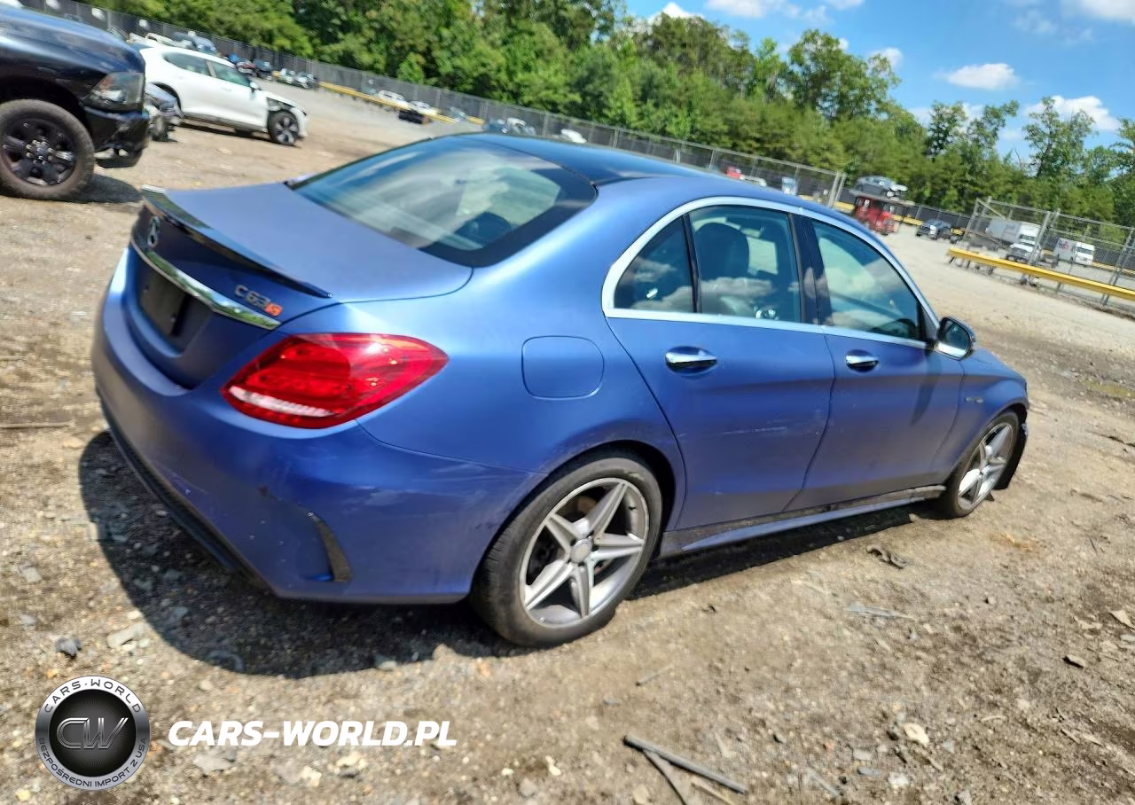 2017 Mercedes-Benz C Class VIN:55SWF4KBXHU200457 - 3