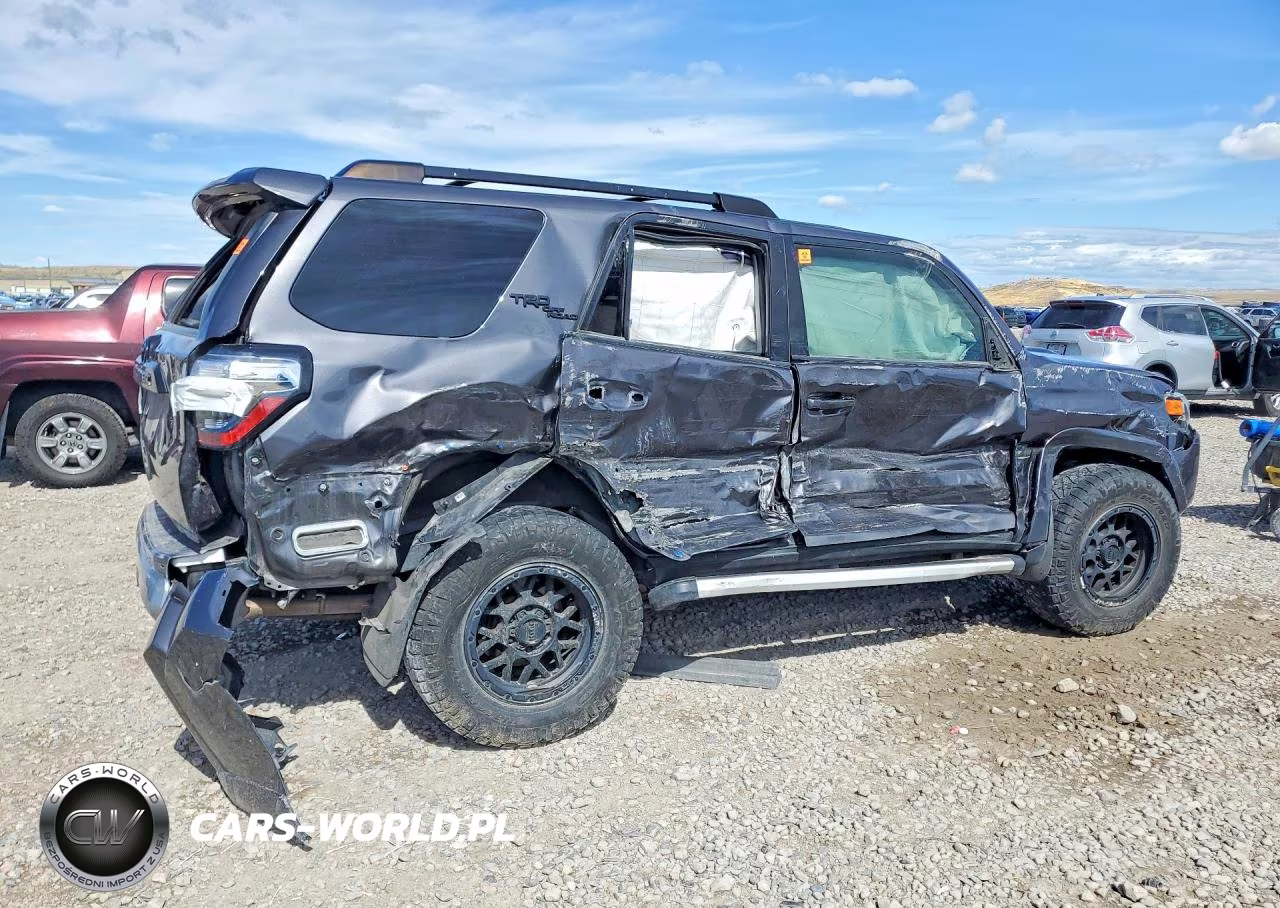 2020 Toyota 4Runner Trd Off-Road Premium VIN:JTEBU5JR1L5779290 - 3