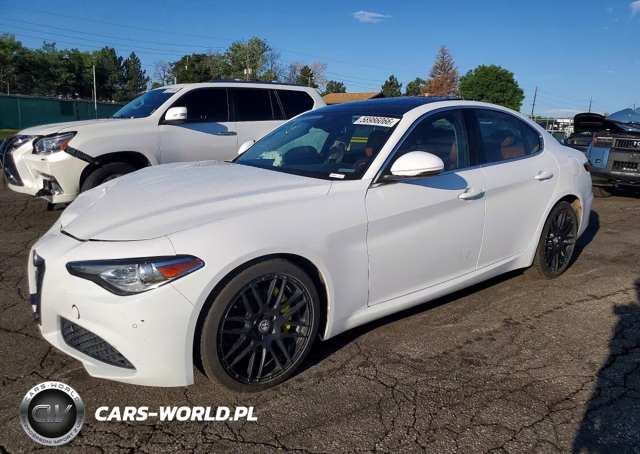 2019 Alfa Romeo Giulia Ti – zdjęcie 1 z 11