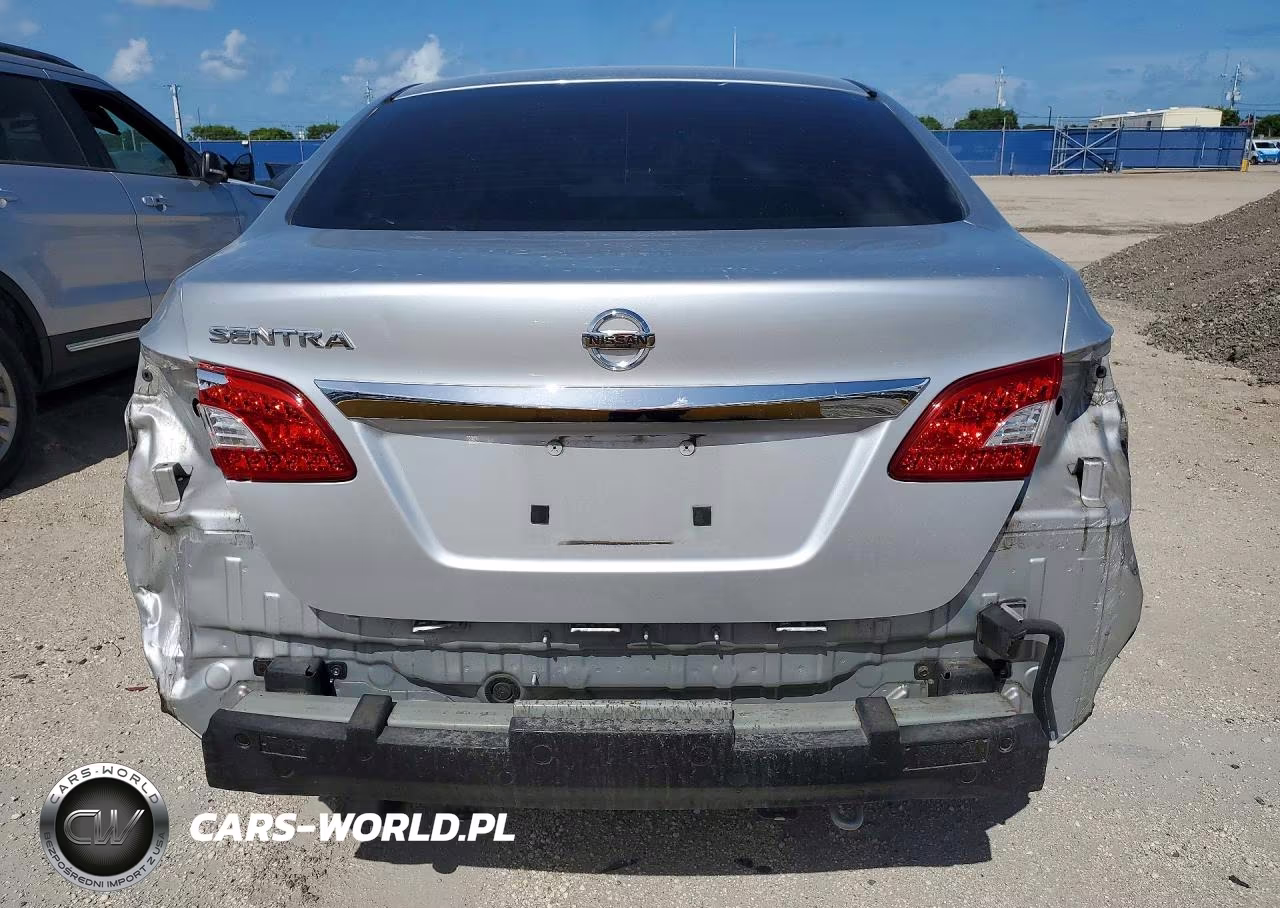 2015 Nissan Sentra S VIN:3N1AB7APXFY348537 - 6