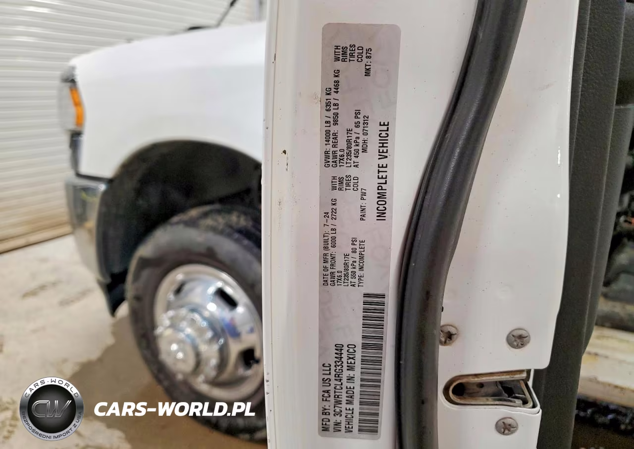 2024 Ram 3500 VIN:3C7WRTCL4RG334440 - 12