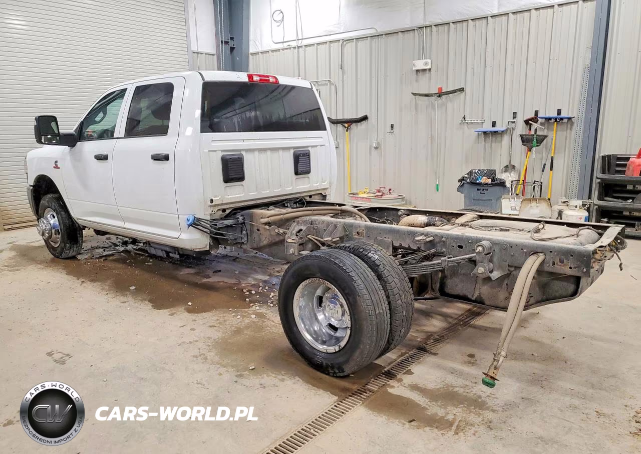 2024 Ram 3500 VIN:3C7WRTCL4RG334440 - 2