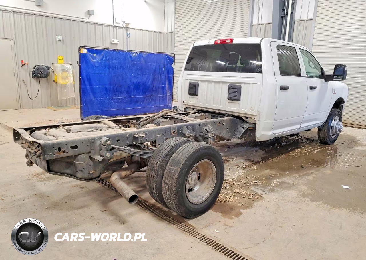2024 Ram 3500 VIN:3C7WRTCL4RG334440 - 3