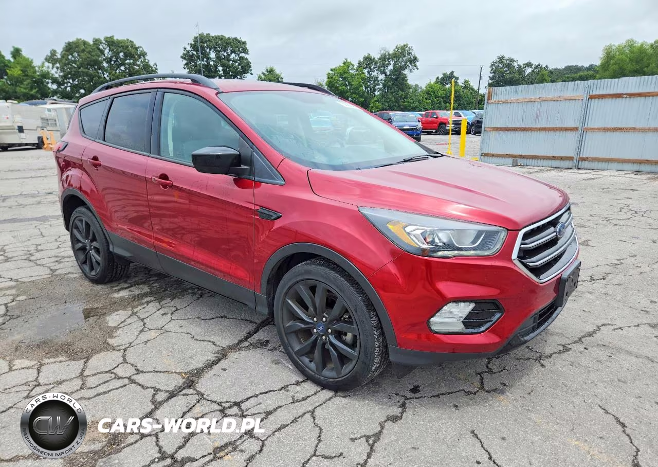 2019 Ford Escape Se VIN:1FMCU0GD8KUB86212 - 4