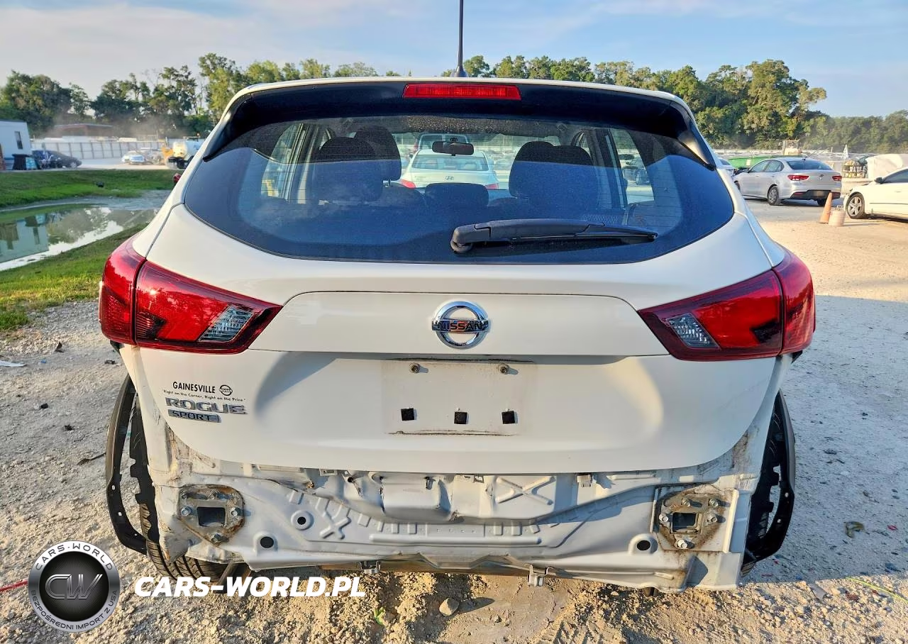 2017 Nissan Rogue Sport S VIN:JN1BJ1CP8HW027480 - 6
