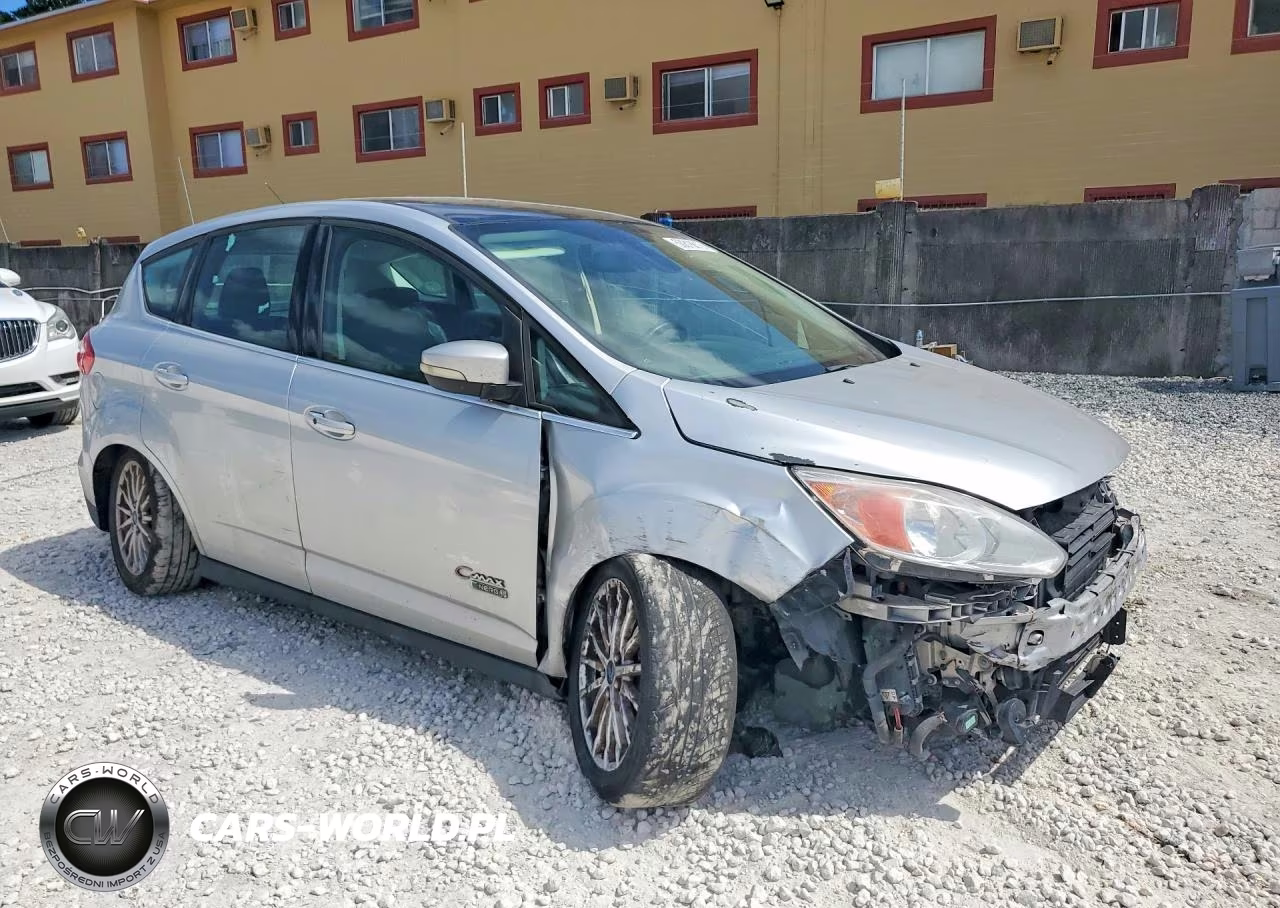 2013 Ford C-Max Premium VIN:1FADP5CU6DL543579 - 4