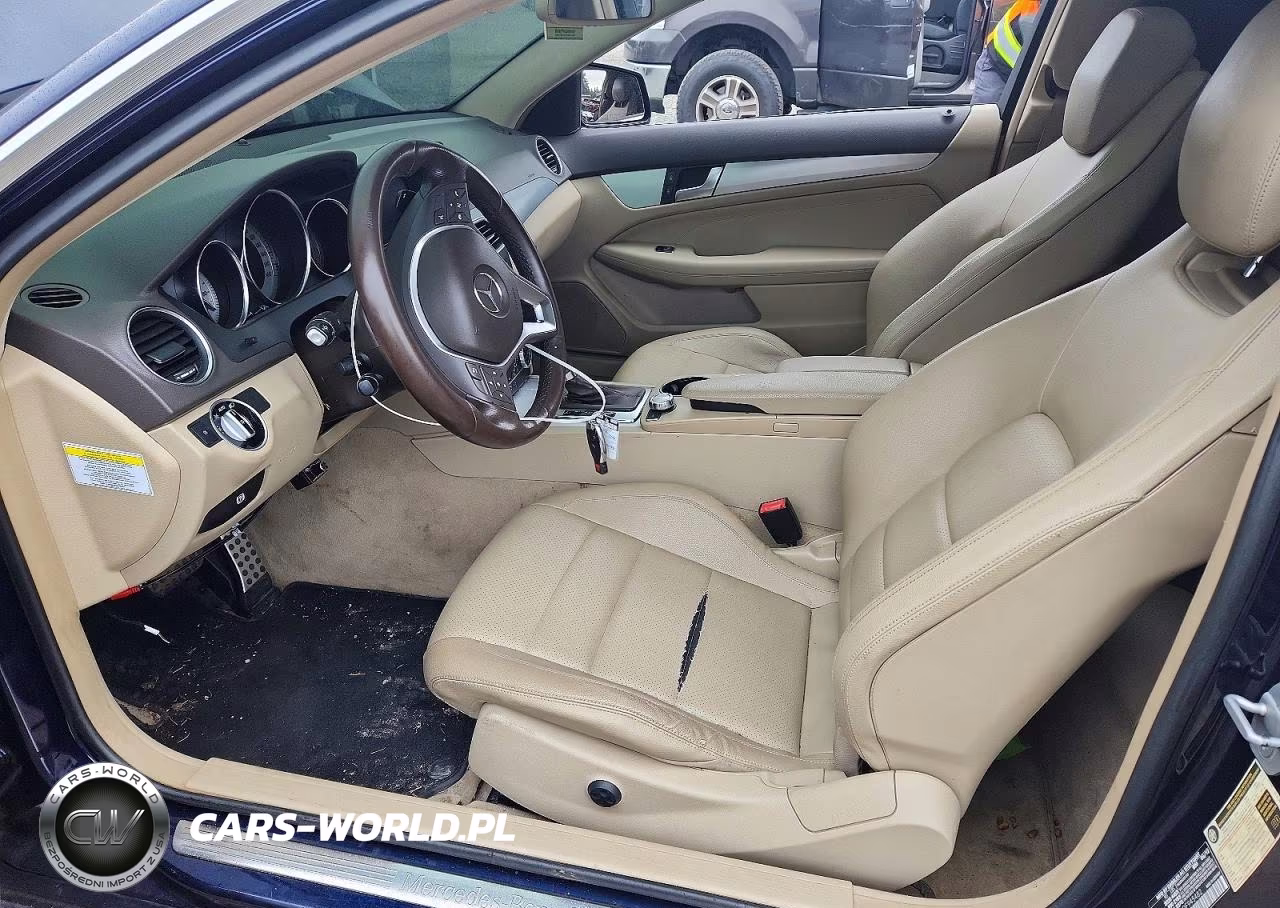 2013 Mercedes-Benz C 250 VIN:WDDGJ4HB9DF945482 - 7