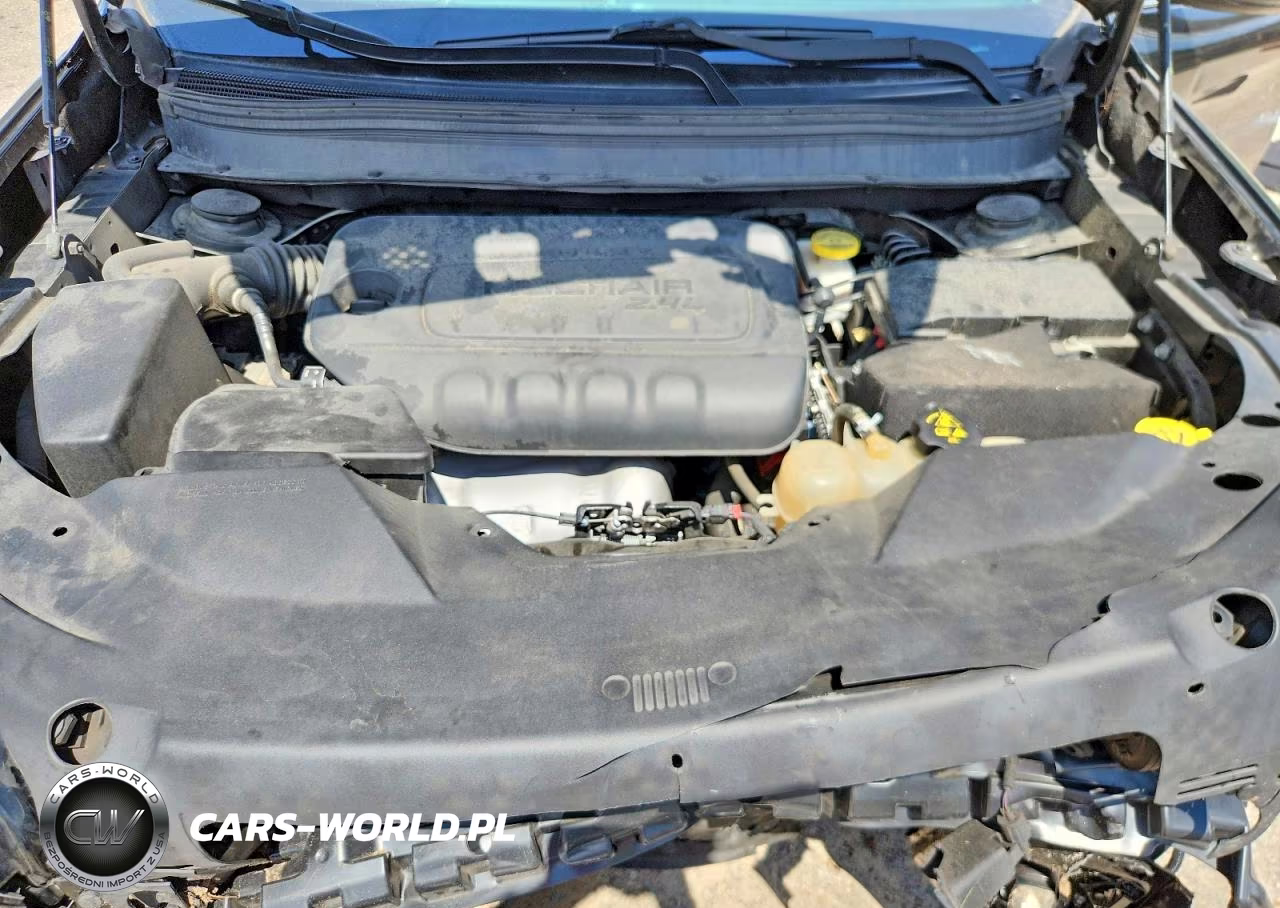 2020 Jeep Cherokee Latitude Plus VIN:1C4PJLLB9LD616383 - 12