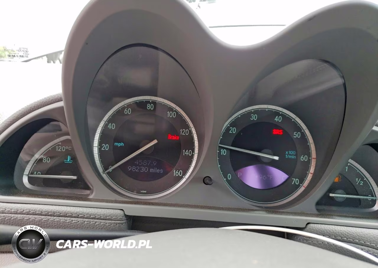 2004 Mercedes-Benz Sl 500 VIN:WDBSK75F64F070628 - 9