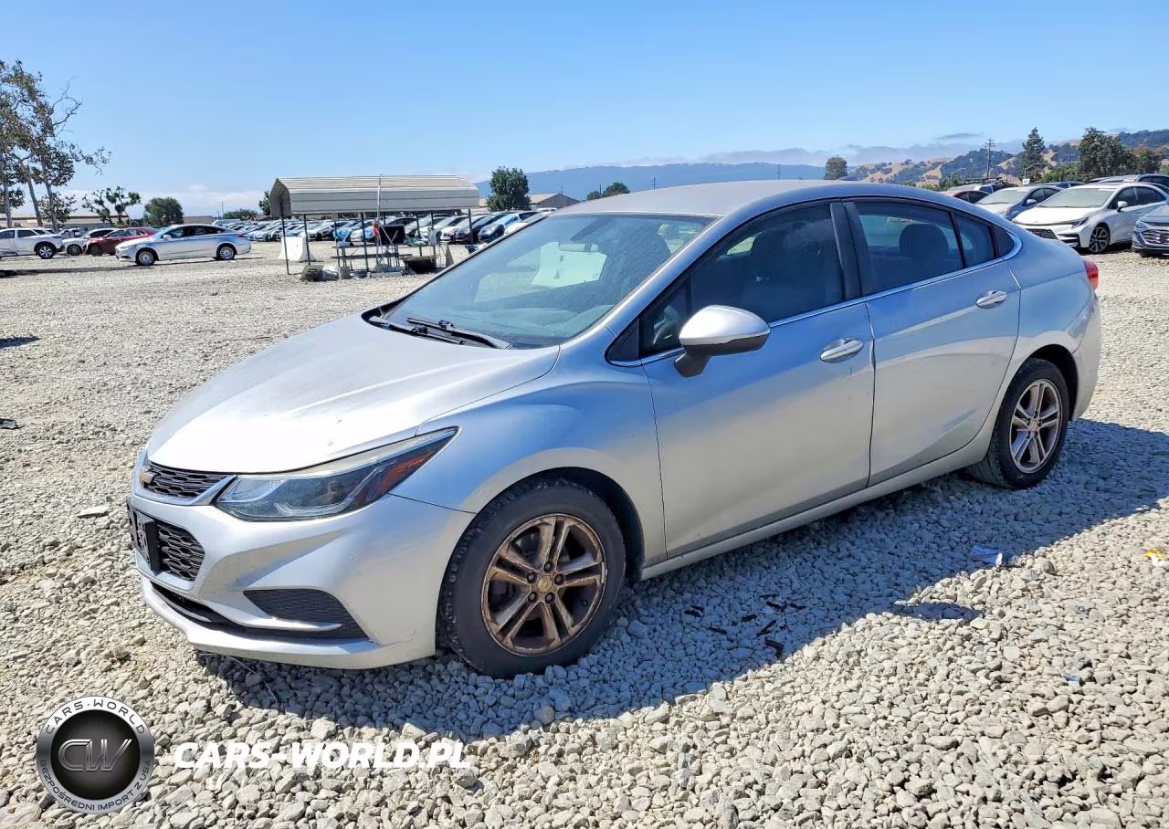 2016 Chevrolet Cruze Lt – zdjęcie 1 z 12