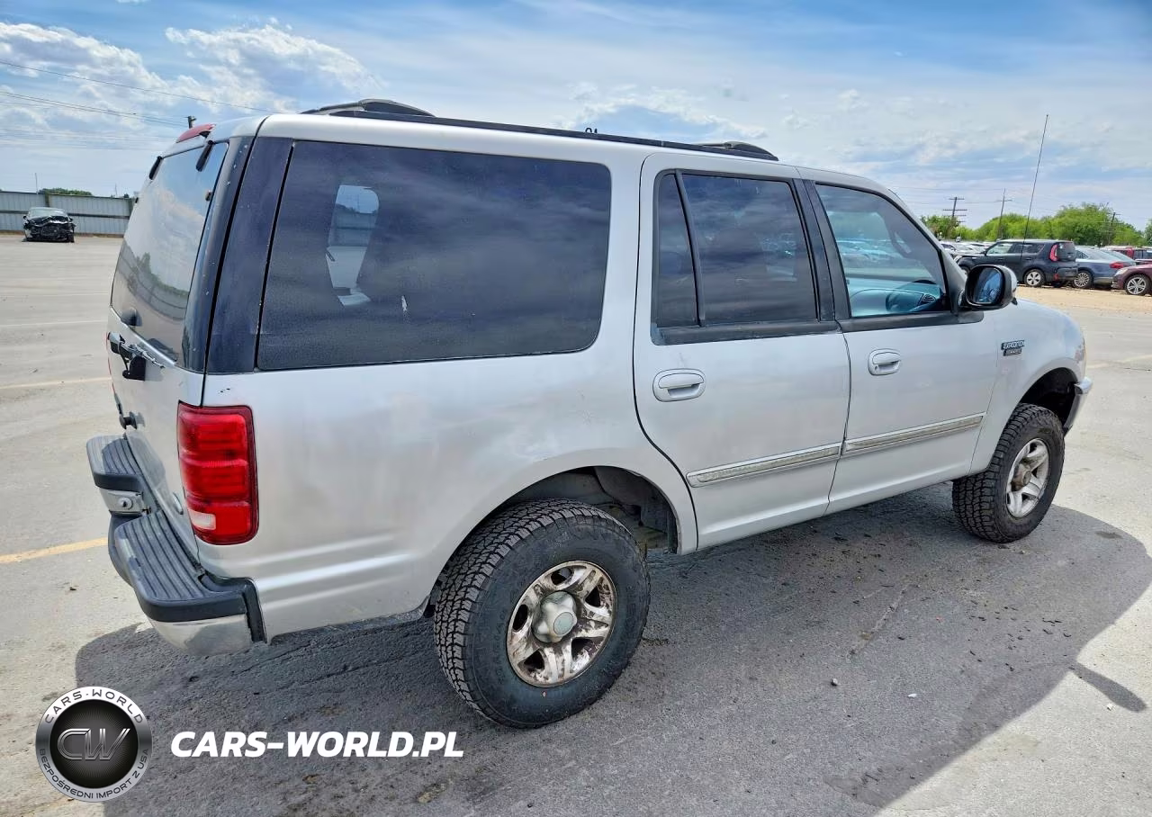 1998 Ford Expedition VIN:1FMPU18L5WLC12547 - 3