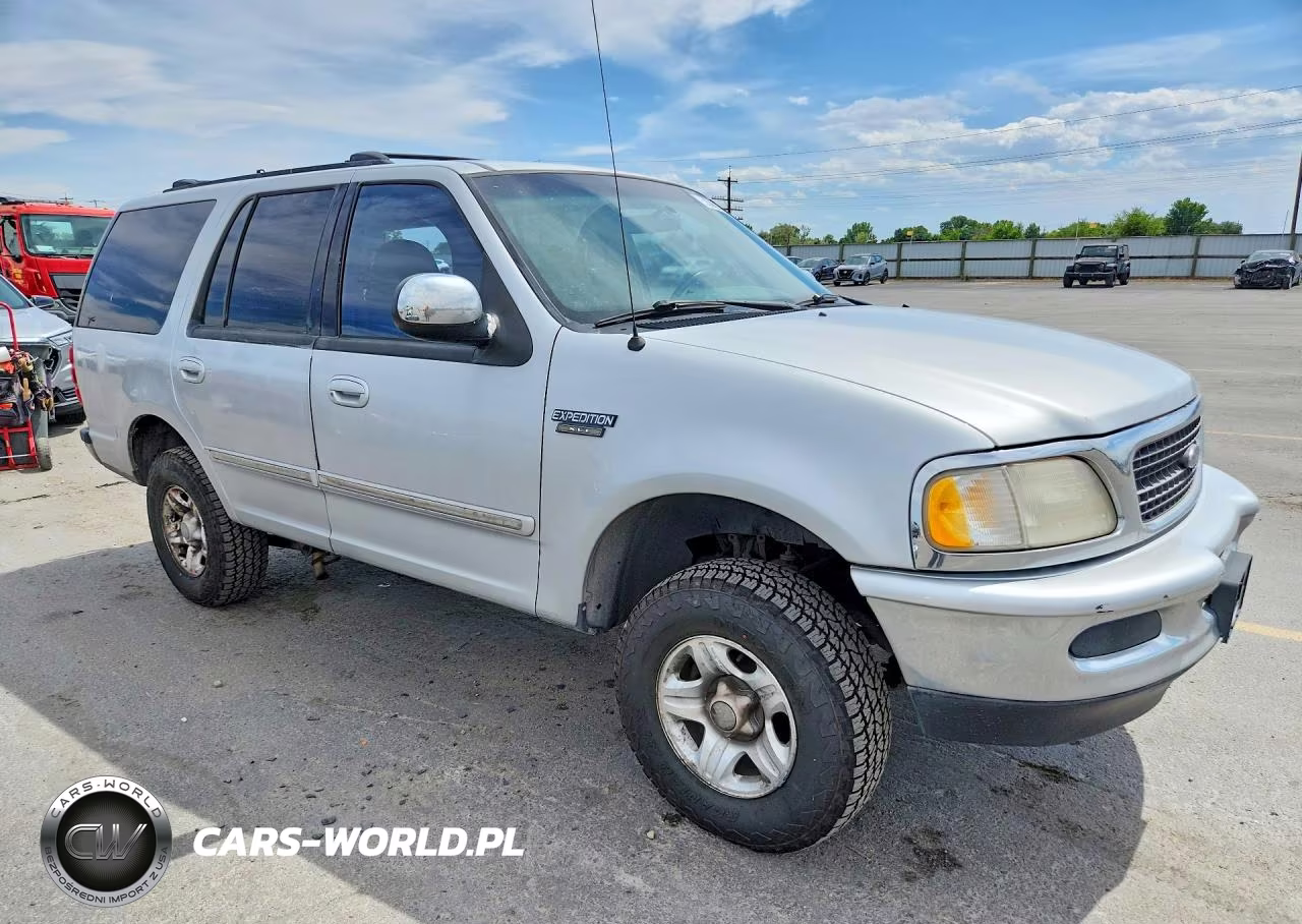 1998 Ford Expedition VIN:1FMPU18L5WLC12547 - 4