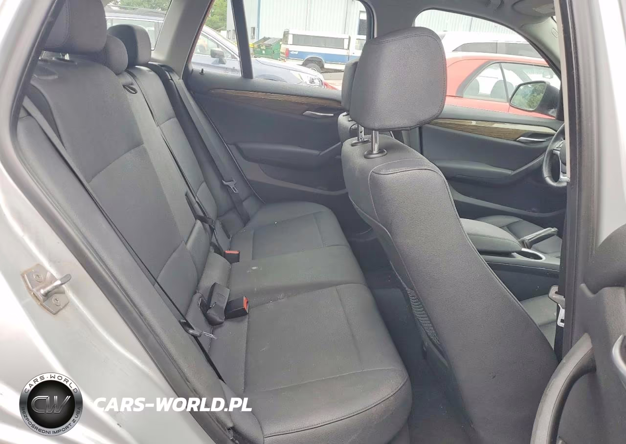 2015 BMW X1 xDrive28I VIN:WBAVL1C57FVY31868 - 10