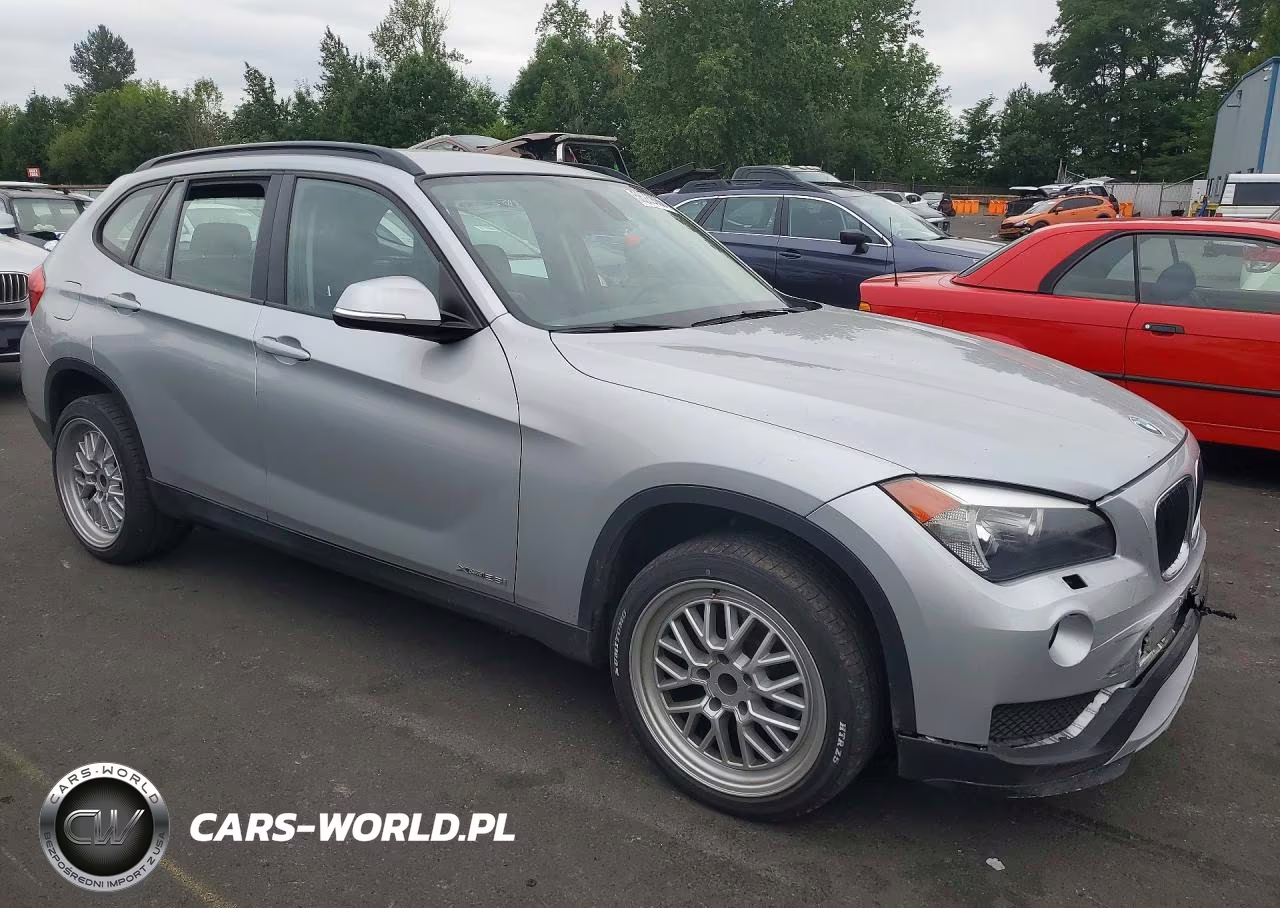2015 BMW X1 xDrive28I VIN:WBAVL1C57FVY31868 - 4
