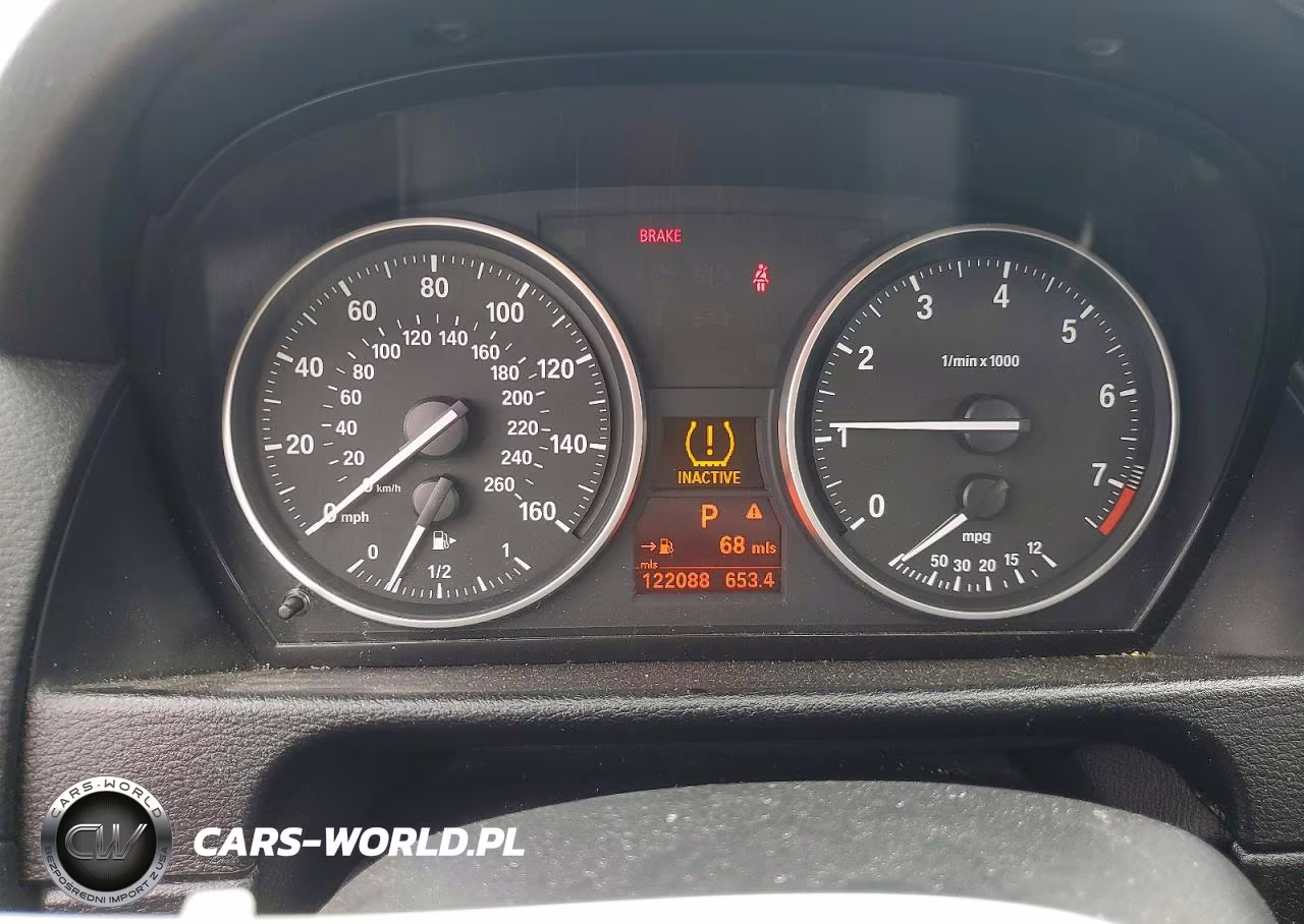2015 BMW X1 xDrive28I VIN:WBAVL1C57FVY31868 - 9