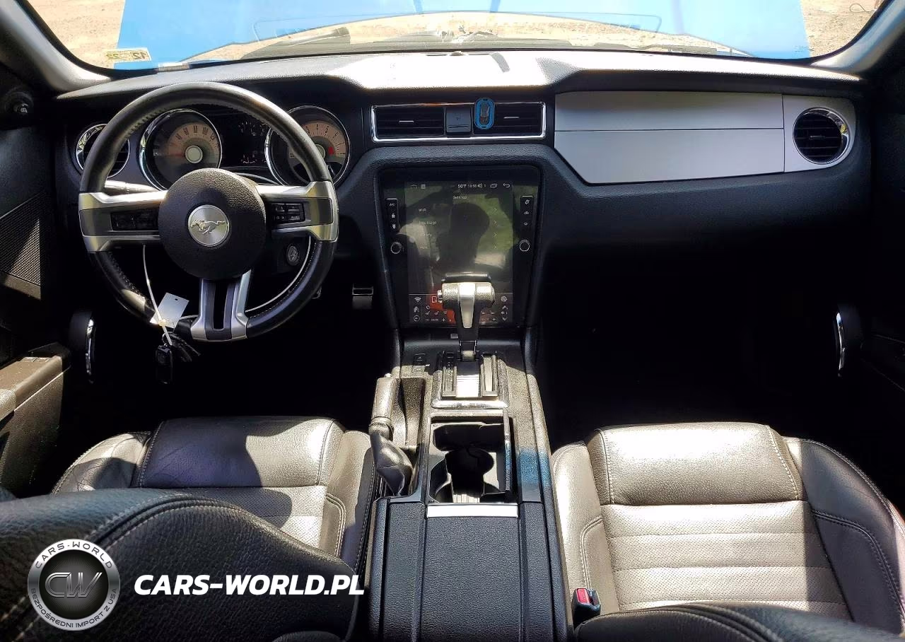 2025 Ford Mustang V6 VIN:1ZVBP8AM4C5215485 - 8