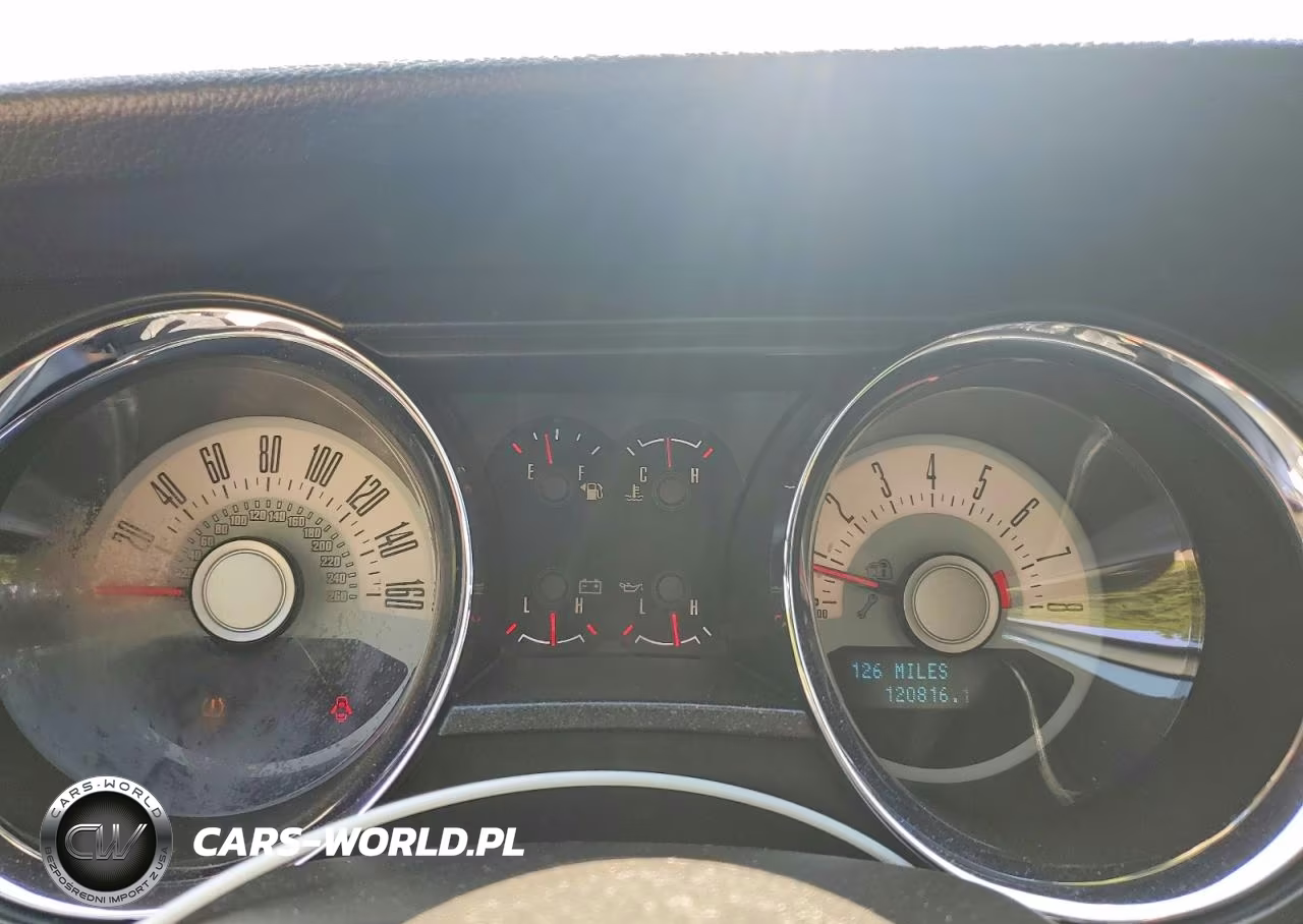 2025 Ford Mustang V6 VIN:1ZVBP8AM4C5215485 - 9