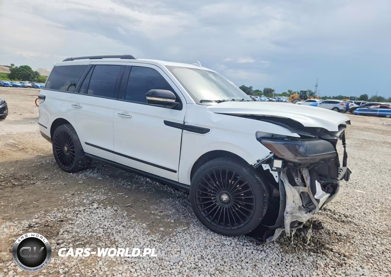 2024 Lincoln Navigator Reserve VIN:5LMJJ2LG5REL24575 - 4