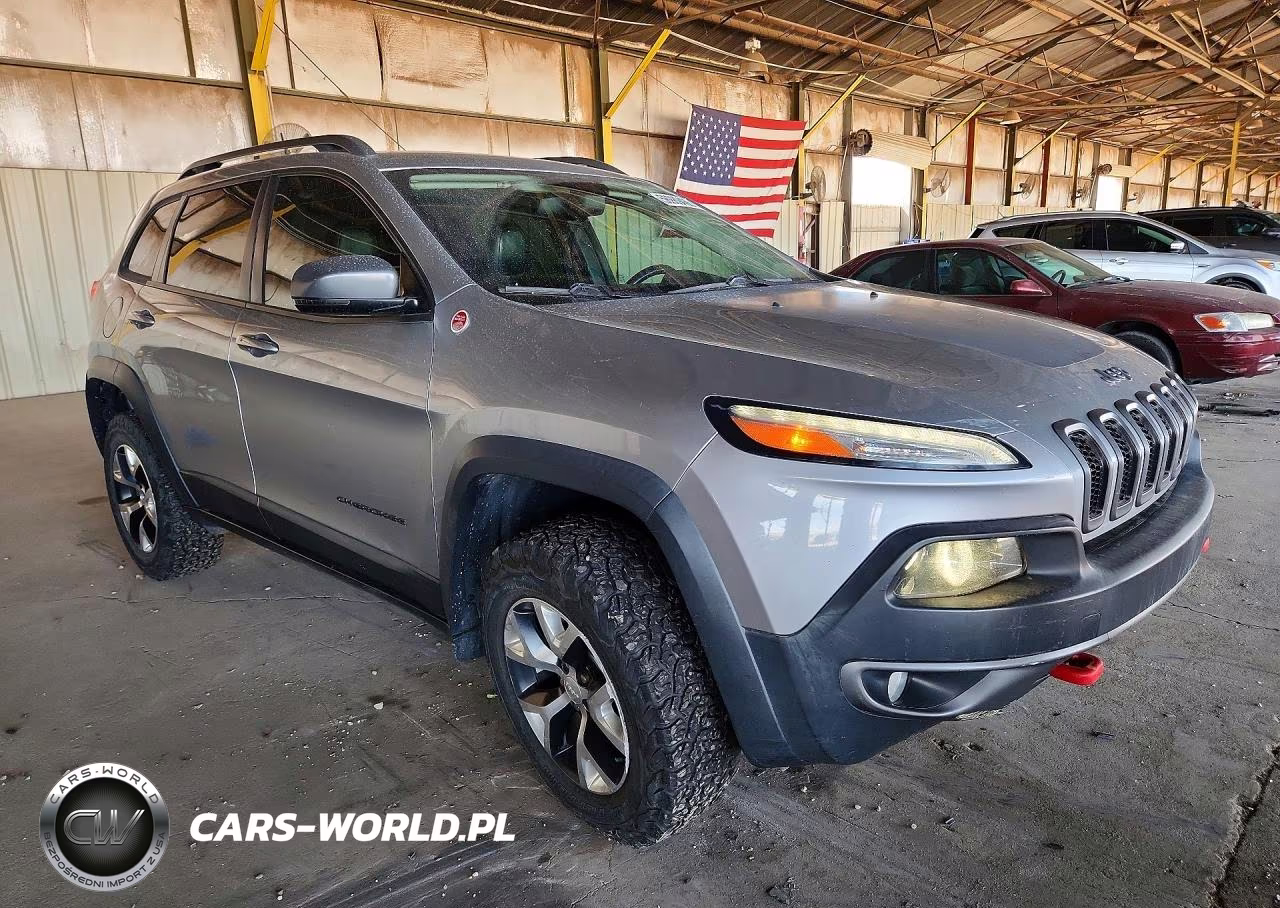 2017 Jeep Cherokee Trailhawk VIN:1C4PJMBS9HW665182 - 4