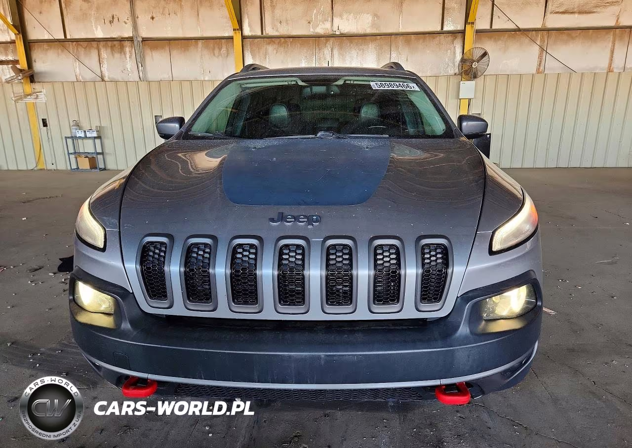 2017 Jeep Cherokee Trailhawk VIN:1C4PJMBS9HW665182 - 5