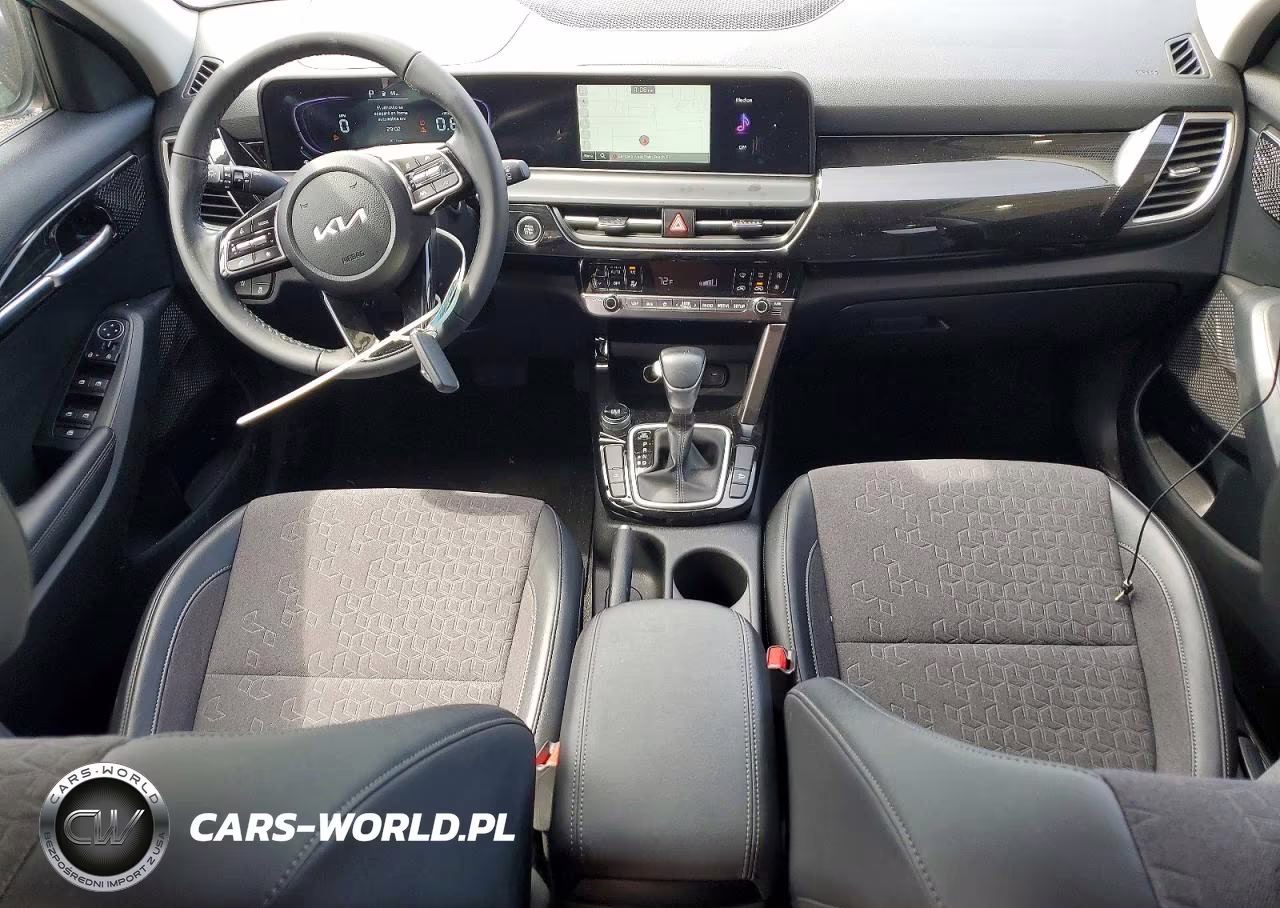 2025 Kia Seltos S VIN:KNDEU2AA6S7790637 - 8