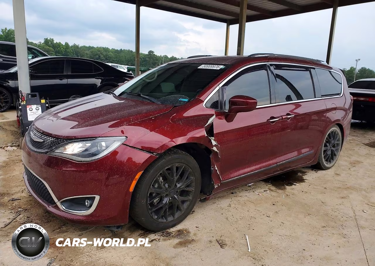2018 Chrysler Pacifica Touring L VIN:2C4RC1BG7JR126457 - 1