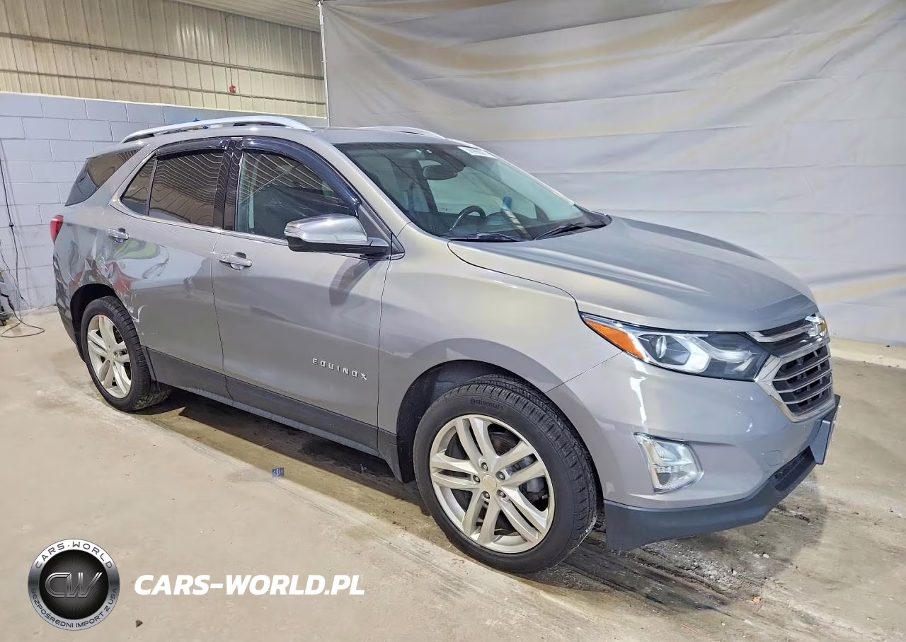 2018 Chevrolet Equinox Premier VIN:3GNAXVEV5JS644239 - 4