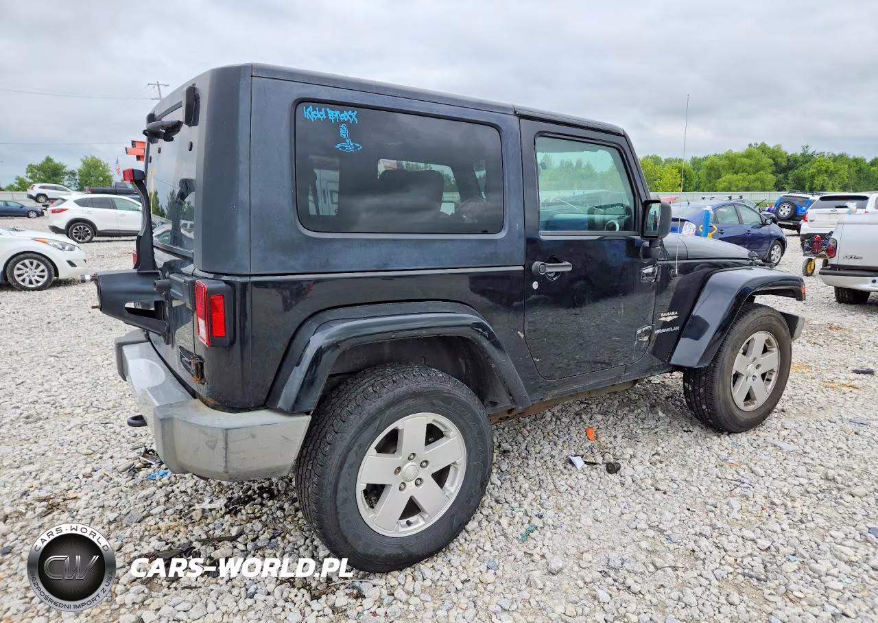 2008 Jeep Wrangler Sahara VIN:1J8FA54158L578590 - 3
