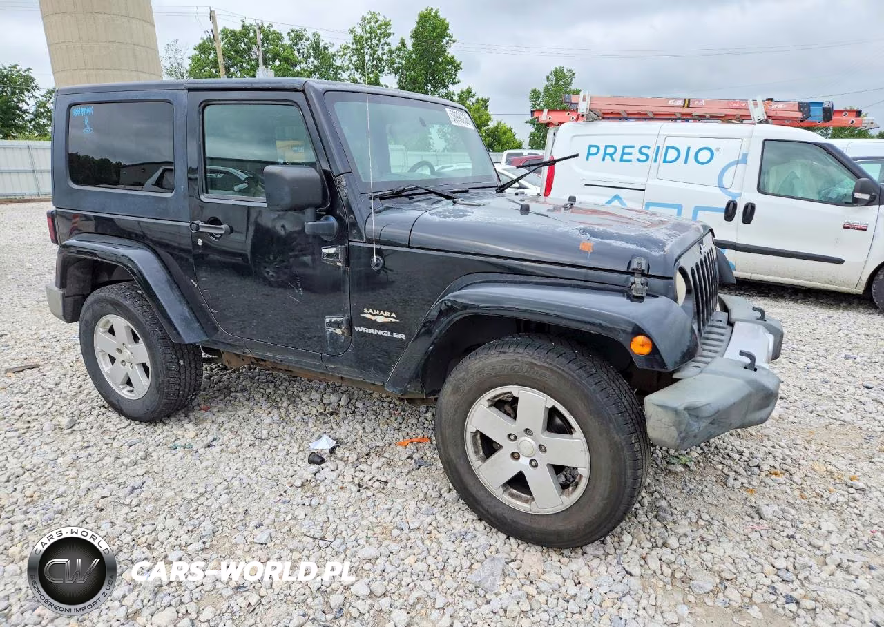 2008 Jeep Wrangler Sahara VIN:1J8FA54158L578590 - 4