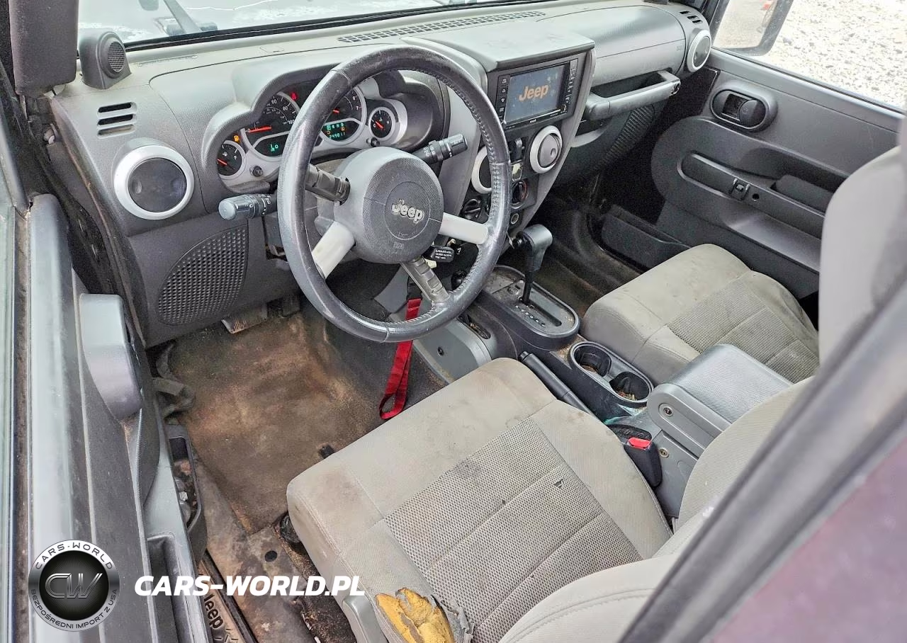 2008 Jeep Wrangler Sahara VIN:1J8FA54158L578590 - 8