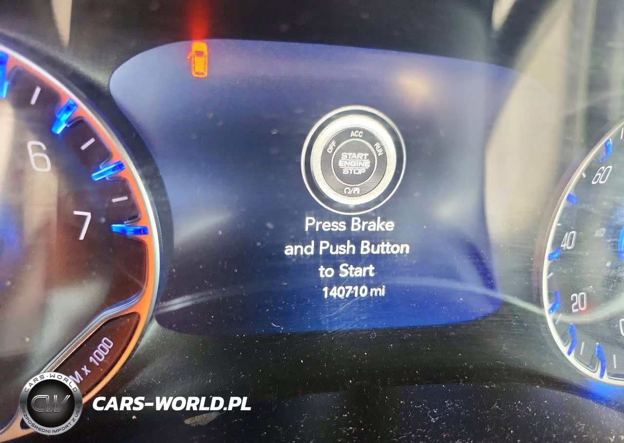 2018 Chrysler Pacifica Limited VIN:2C4RC1GG5JR232964 - 9
