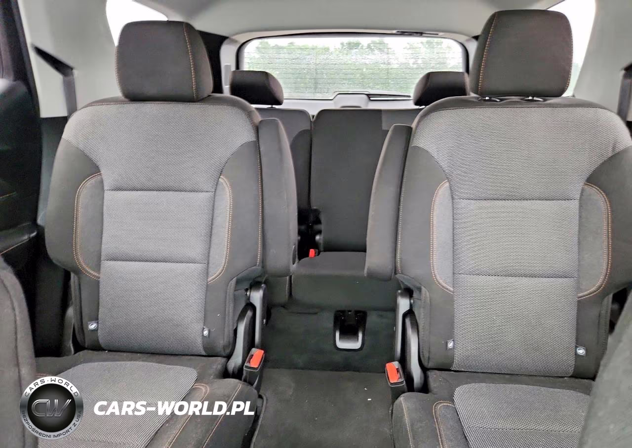 2019 Chevrolet Traverse Lt VIN:1GNEVGKW6KJ311048 - 10