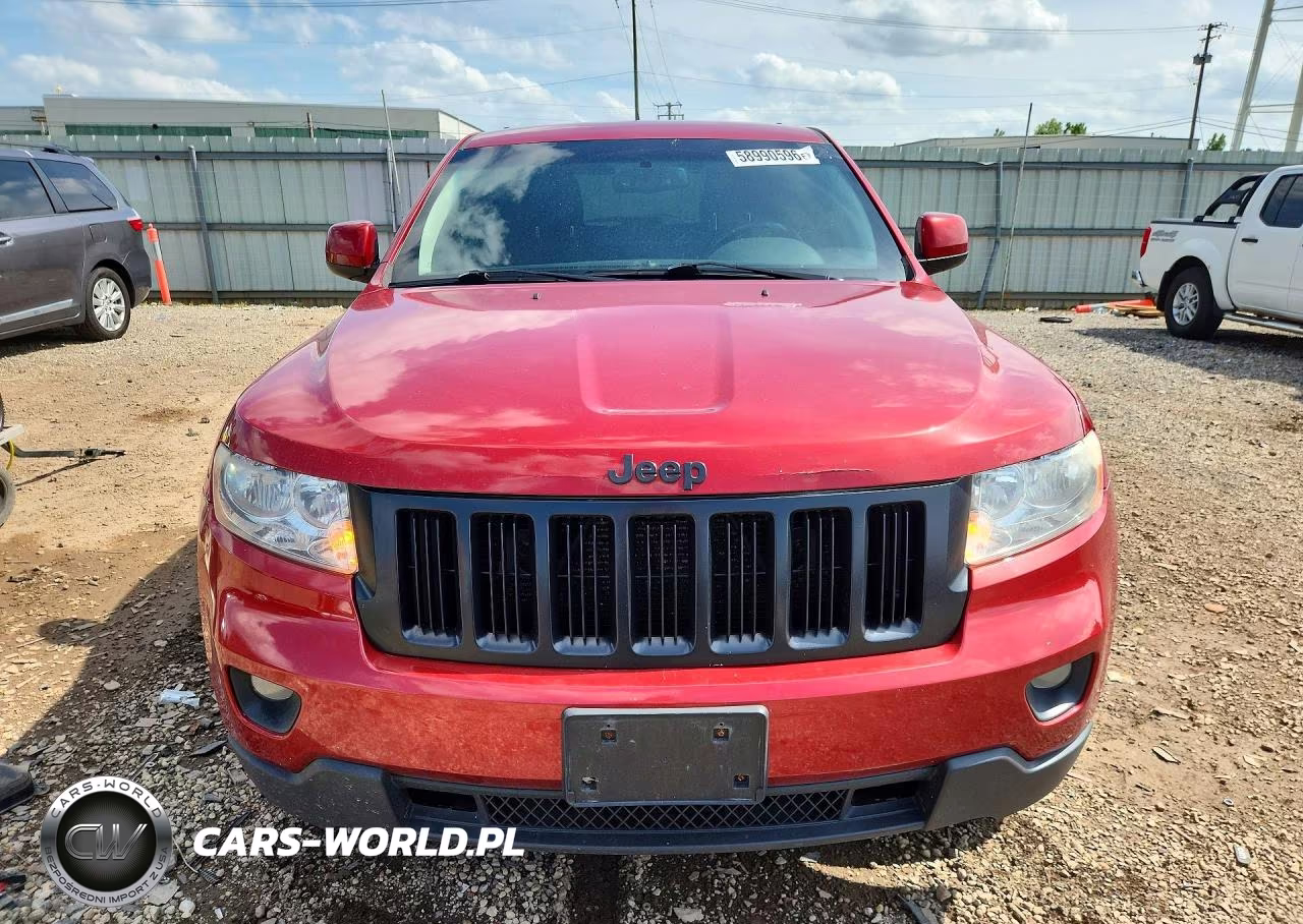 2011 Jeep Grand Cherokee Laredo VIN:1J4RR4GG5BC571616 - 5