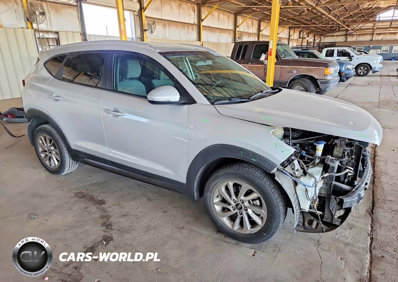 2016 Hyundai Tucson Eco VIN:KM8J33A27GU033606 - 4