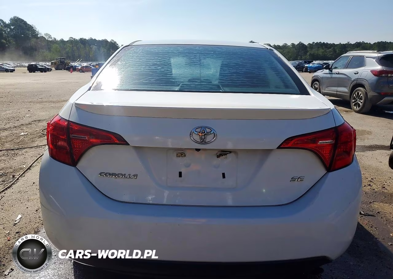 2018 Toyota Corolla Se VIN:5YFBURHE7JP837353 - 6