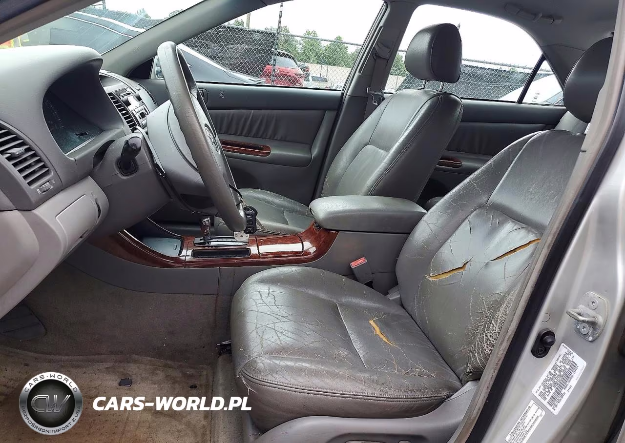 2002 Toyota Camry Xle VIN:4T1BE32K12U058040 - 7