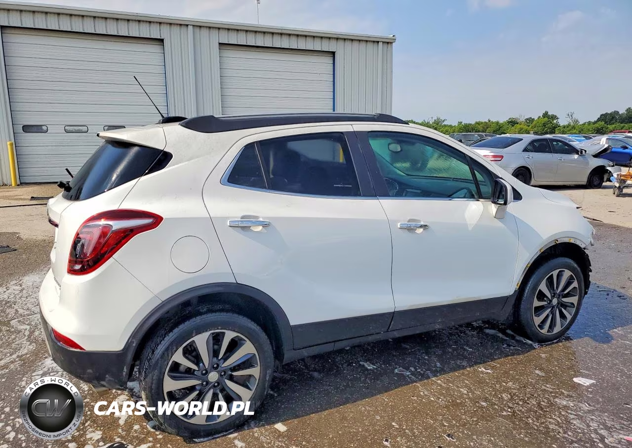 2021 Buick Encore Preferred VIN:KL4CJESMXMB370657 - 3