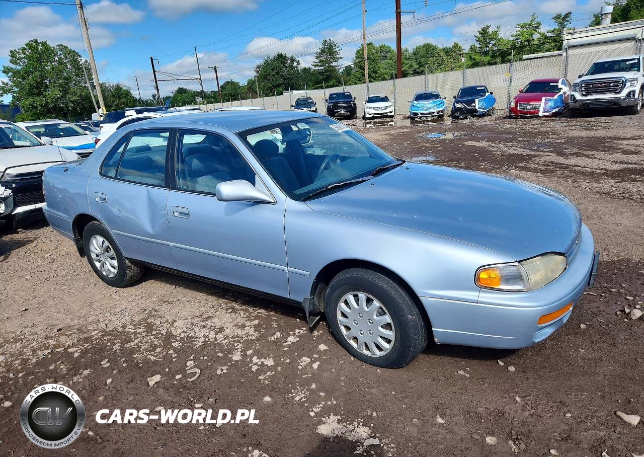 1996 Toyota Camry Le VIN:4T1BG12K1TU743932 - 4